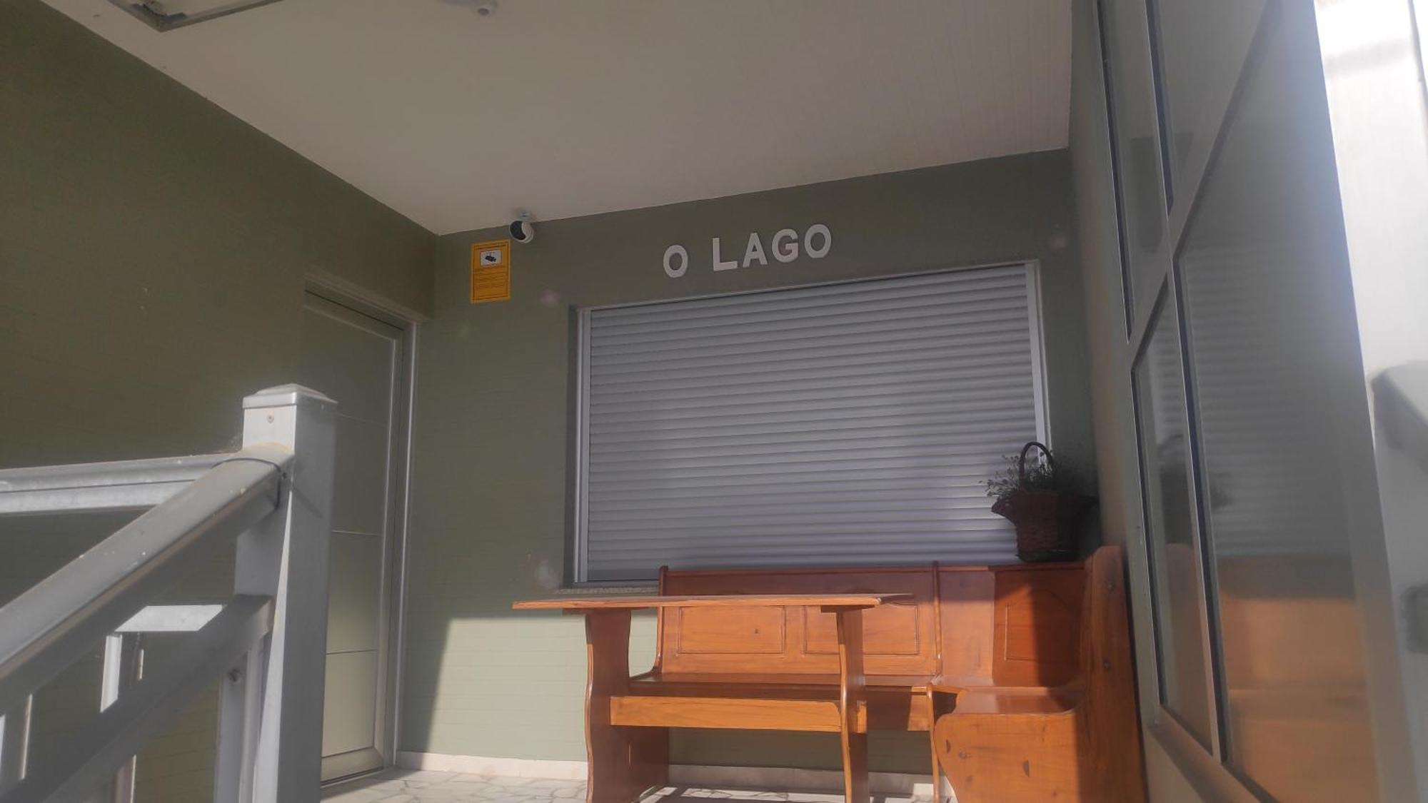 Apartamento O Lago Valdoviño المظهر الخارجي الصورة
